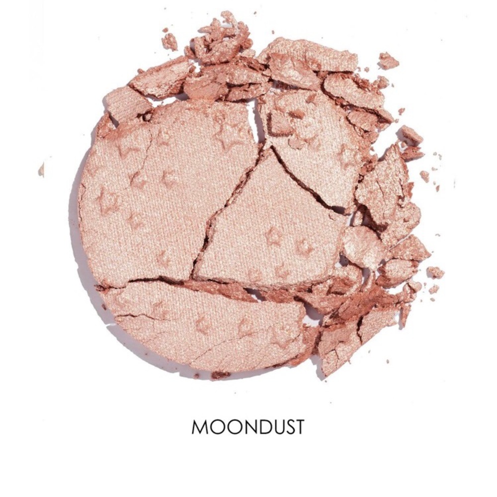 Ciaté glow to highlighter